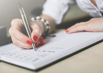 网站site域名不出现在首页